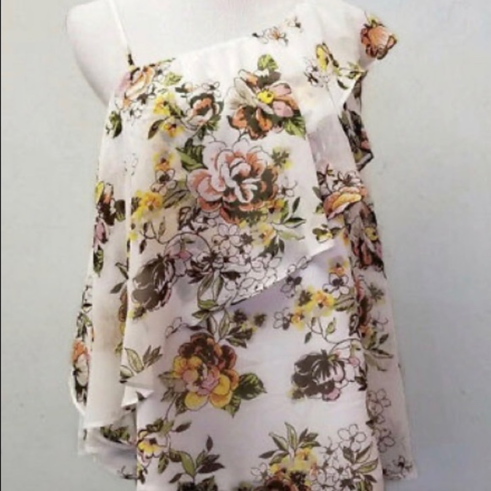 GORGEOUS Fun Ruffle Floral Top - Picture 2 of 8